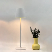Tischlampe für Restaurants, WEISS, mit Akku, wiederaufladbar, 3600 mAh